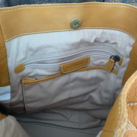 Adolfo Dominguez Handbag. - Picture 6 of 8